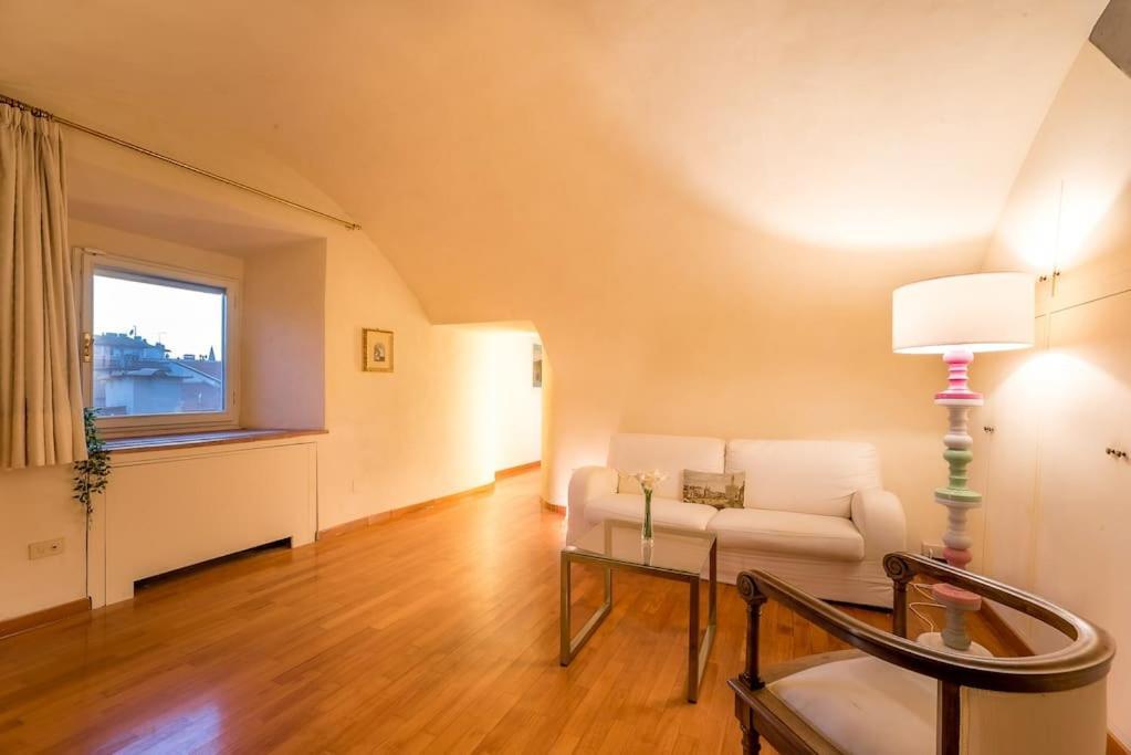 Luxury In Adimari's Tower With Terrace